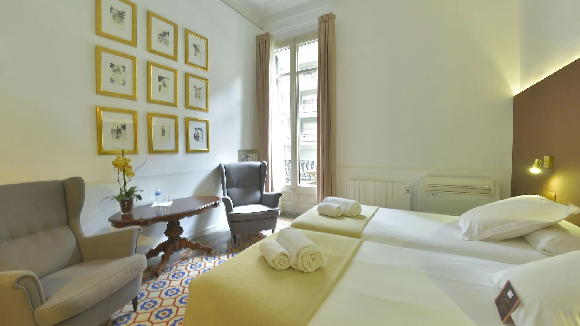 Mihlton Barcelona Boutique B&B (Adults Only) ספרד